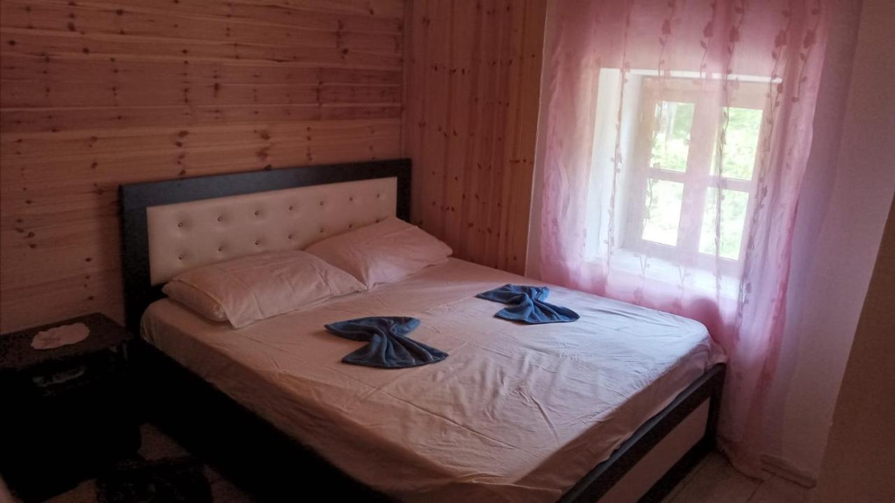 Bujtina Carku Hotell Theth Exteriör bild