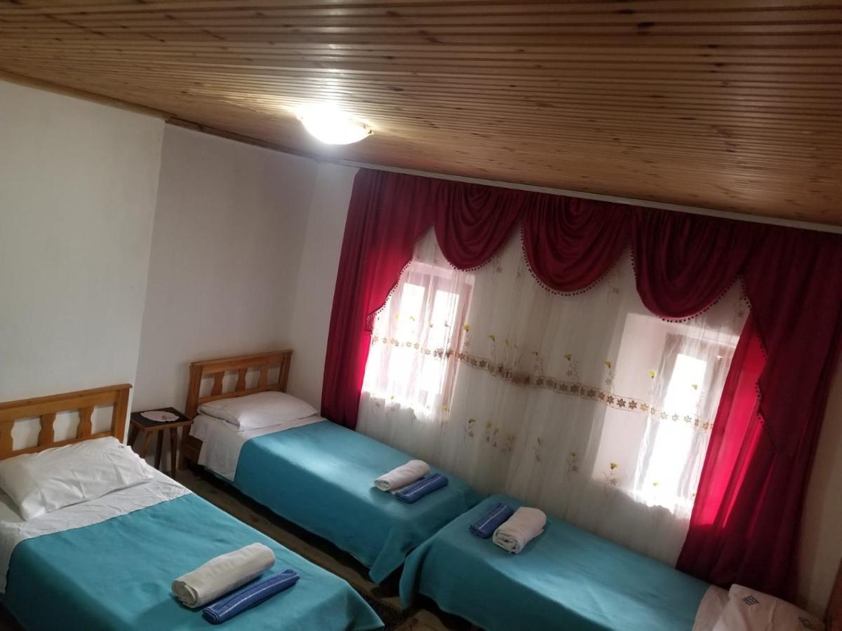 Bujtina Carku Hotell Theth Exteriör bild