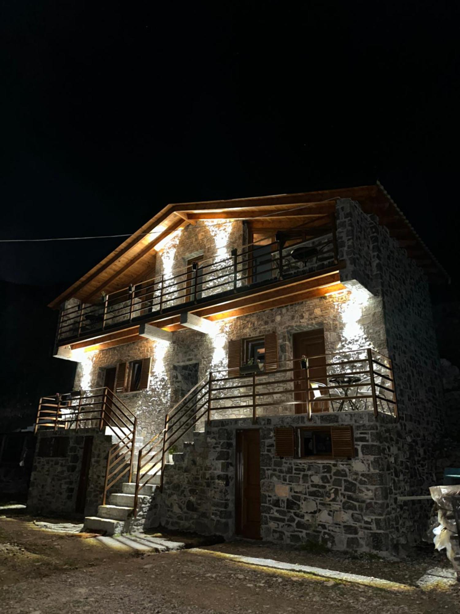 Bujtina Carku Hotell Theth Exteriör bild