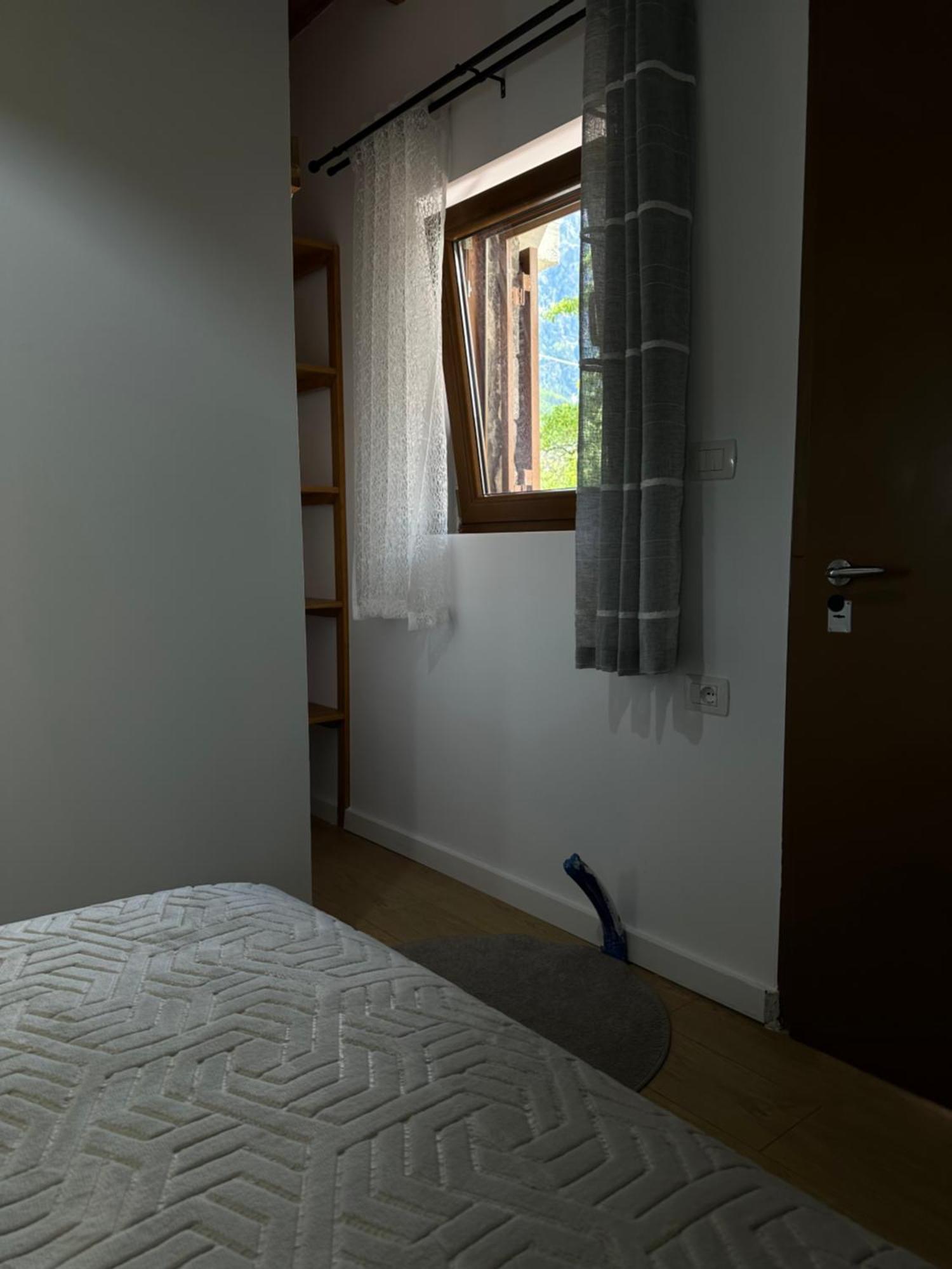 Bujtina Carku Hotell Theth Exteriör bild