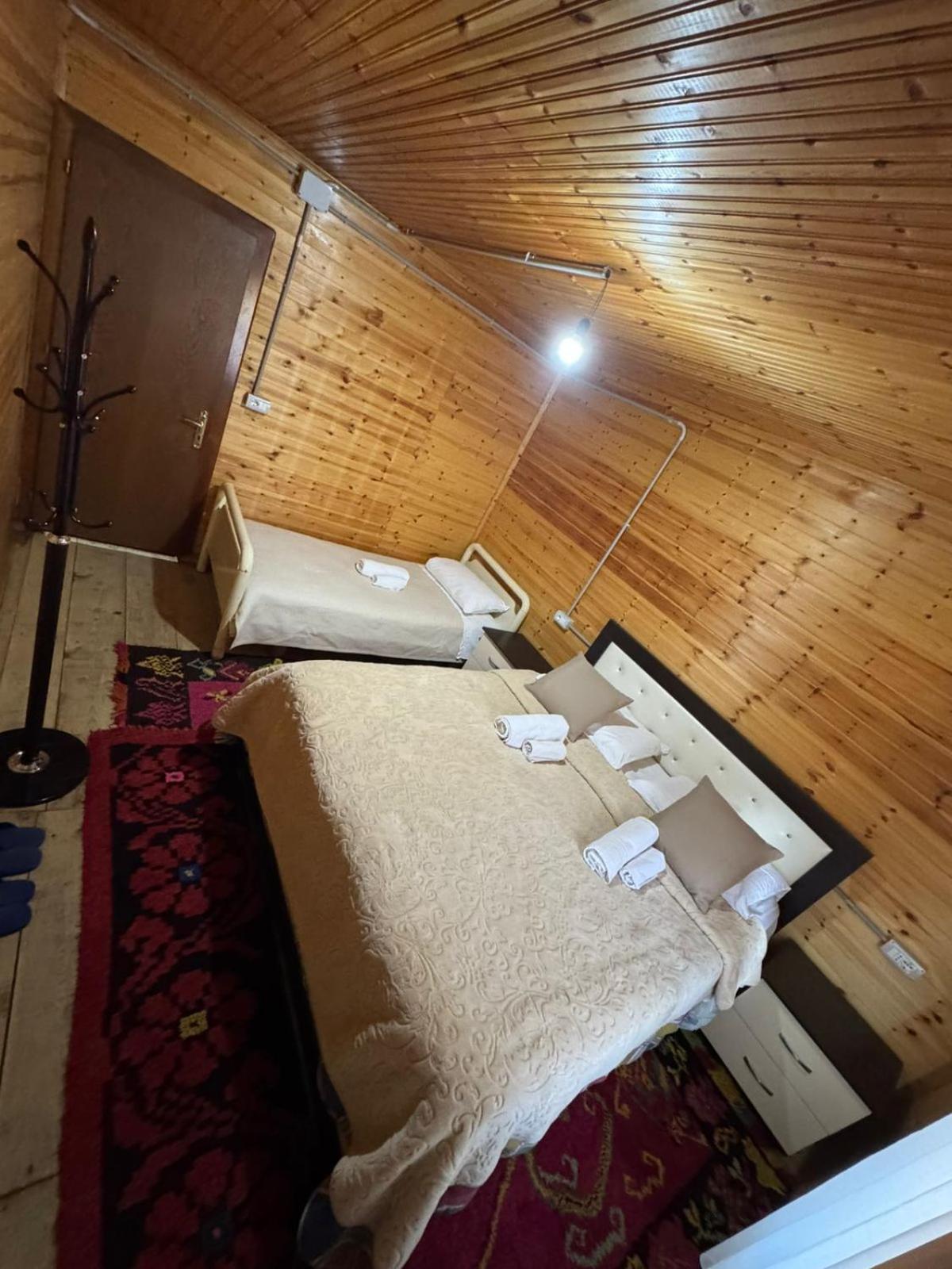 Bujtina Carku Hotell Theth Exteriör bild